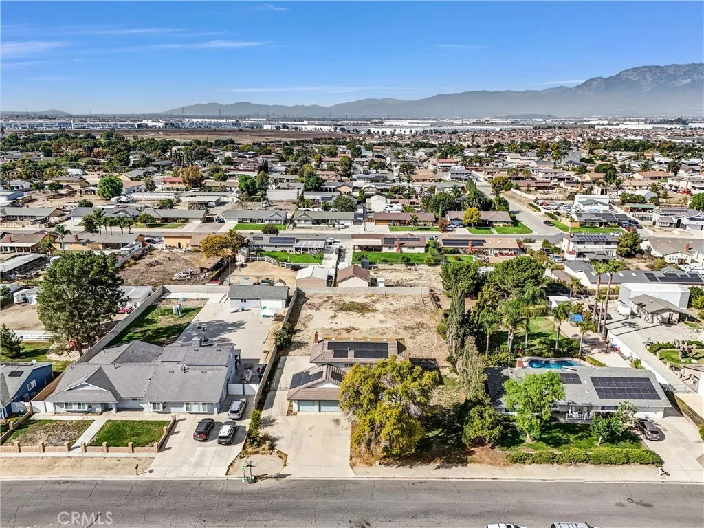 Additional image 77 of 11529 Geyser Dr, Jurupa Valley, CA 91752