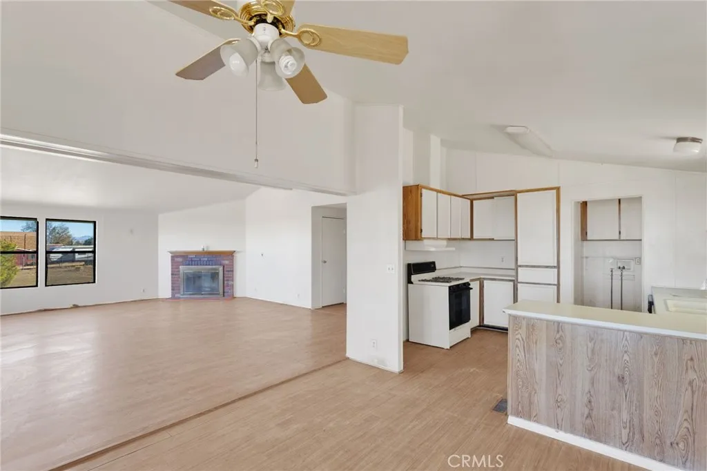 Additional image 58 of 9283 Atsina Road, Phelan, CA 92371