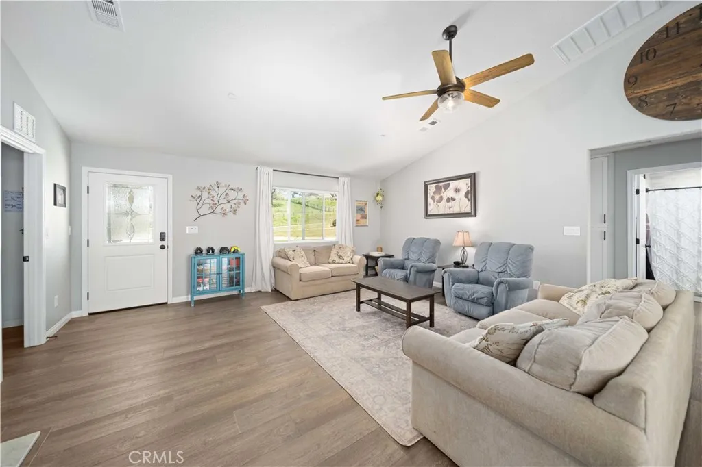 Additional image 5 of 29990 Horsethief Drive, Tehachapi, CA 93561