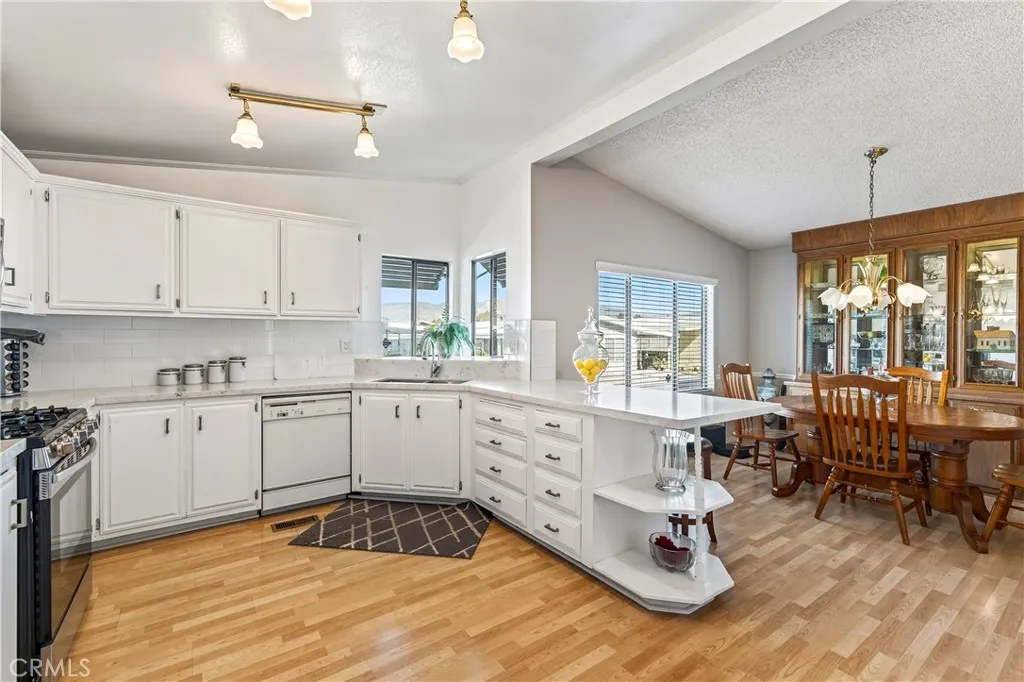 Additional image 6 of 1300 W Menlo #163 Ave, Hemet, CA 92543