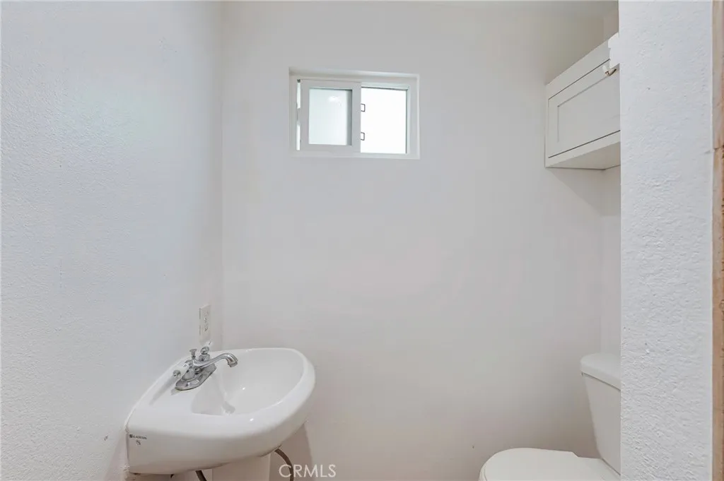 Additional image 105 of 8023 Hooper Ave, Los Angeles, CA 90001