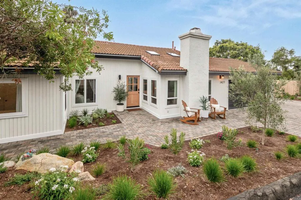 Additional image 2 of 1427 Avocado Road, Oceanside, CA 92054