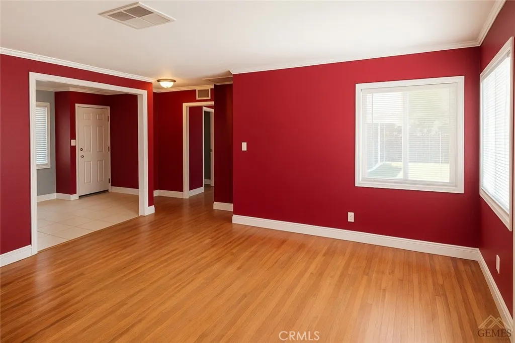 Additional image 5 of 513 Prosser St, Bakersfield, CA 93309