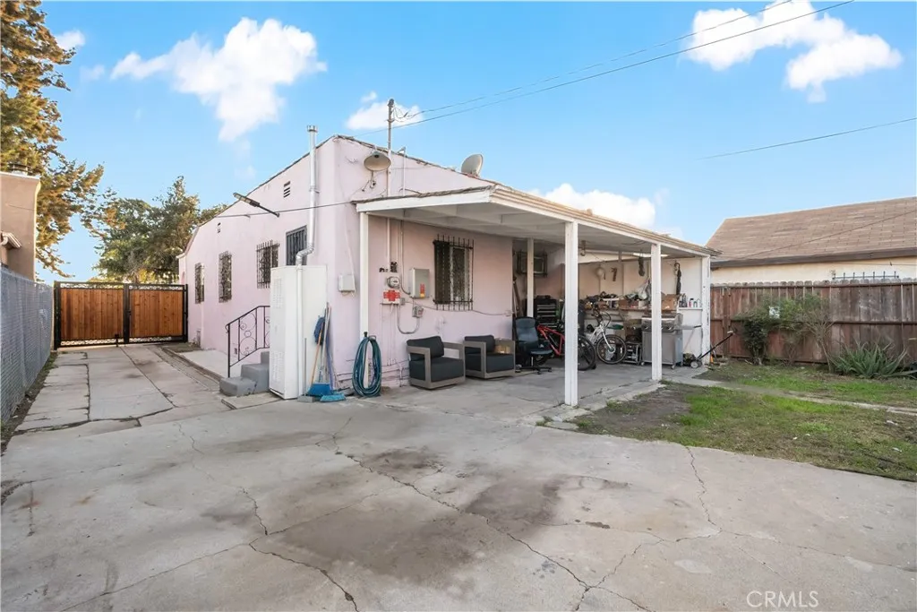 Additional image 18 of 641 W 108th St, Los Angeles, CA 90044