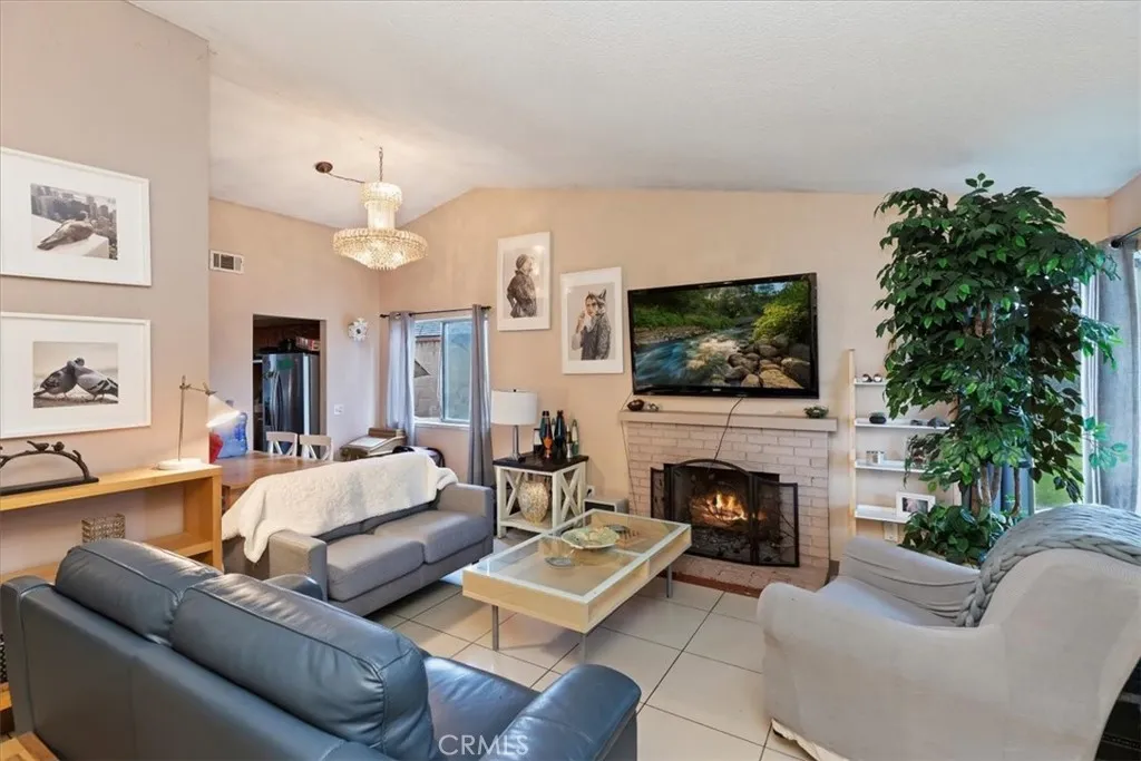 Additional image 38 of 156 S Loretta St, Rialto, CA 92376