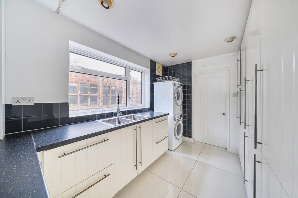 Additional image 3 of Linden Crescent, St. Albans, AL1