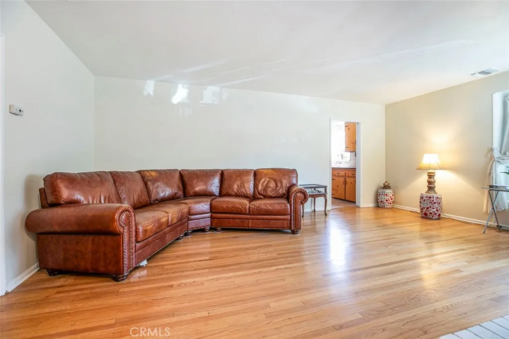 Additional image 52 of 14719 Wyandotte Street, Van Nuys, CA 91405