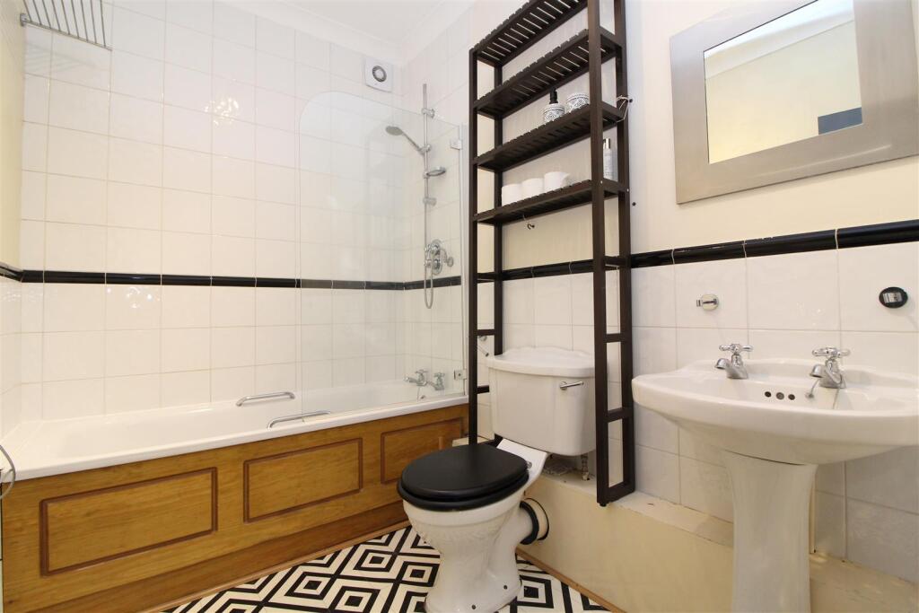 Additional image 7 of Hillside Road, St. Albans