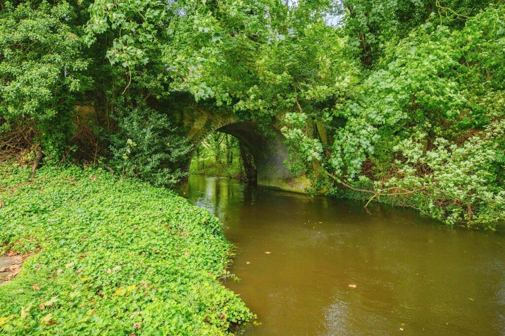 Additional image 17 of The Beeches, Park Street, St. Albans