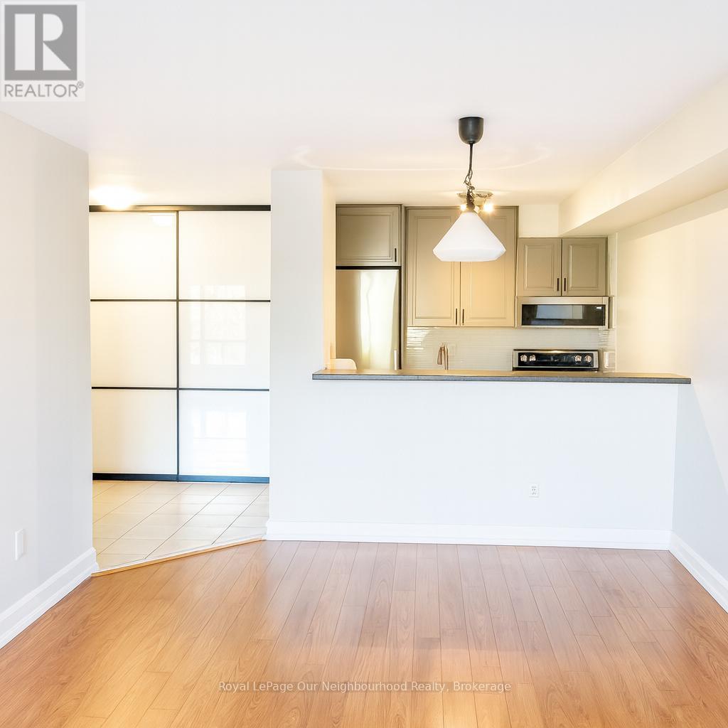 Property image for 301 - 1 HICKORY TREE ROAD|Toronto (Weston), Ontario M9N3W4