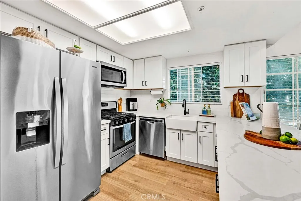 Additional image 14 of 4561 Warner Ave Unit 201, Huntington Beach, CA 92649