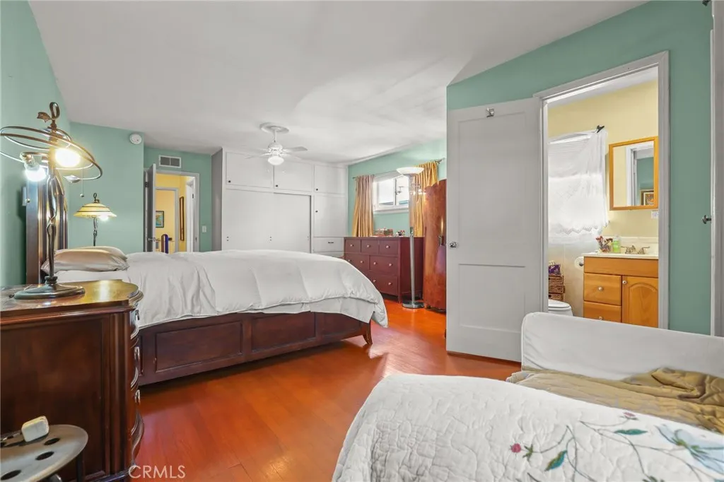 Additional image 62 of 15719 Vose Street, Lake Balboa, CA 91406