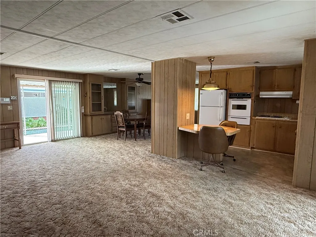 Additional image 60 of 944 S Elk St, Hemet, CA 92543