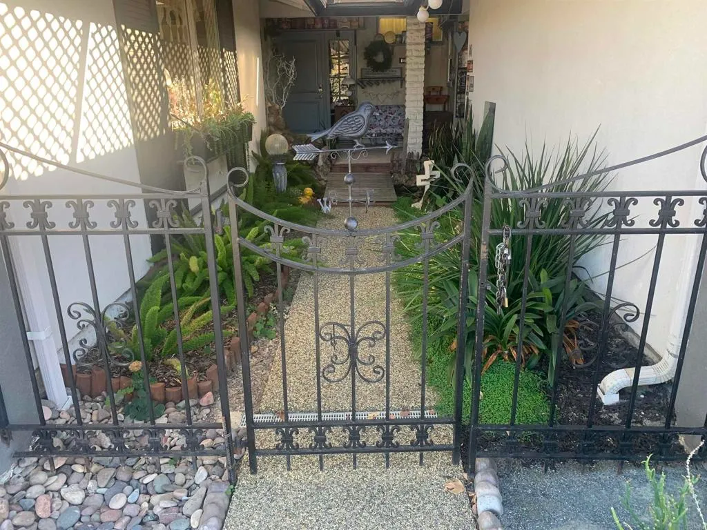 Additional image 23 of 1637 Oak Hill Dr, Escondido, CA 92027