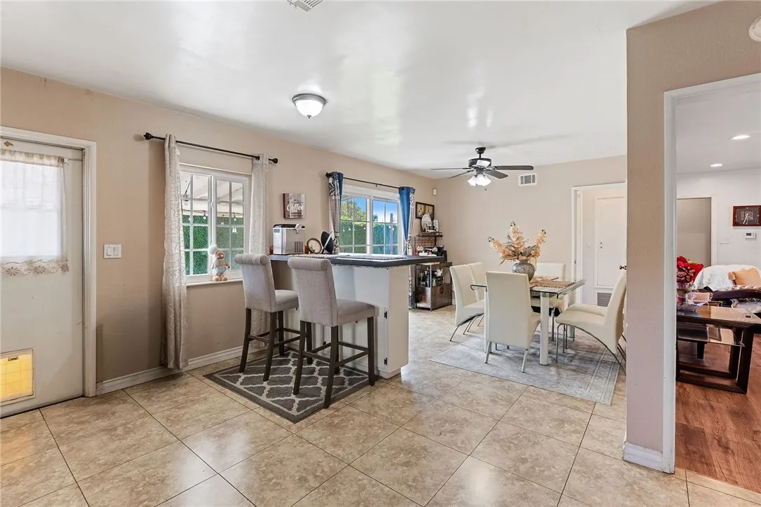 Additional image 46 of 255 W Valencia St, Rialto, CA 92376