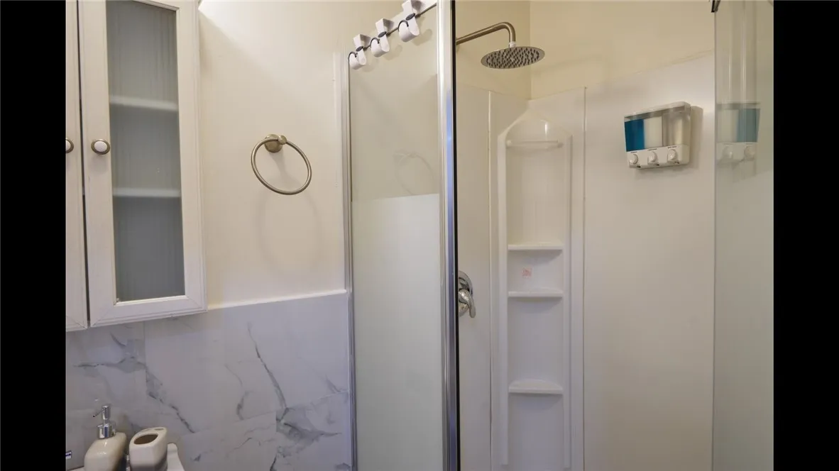 Additional image 92 of 3206 Candlewood Drive, Bakersfield, CA 93306