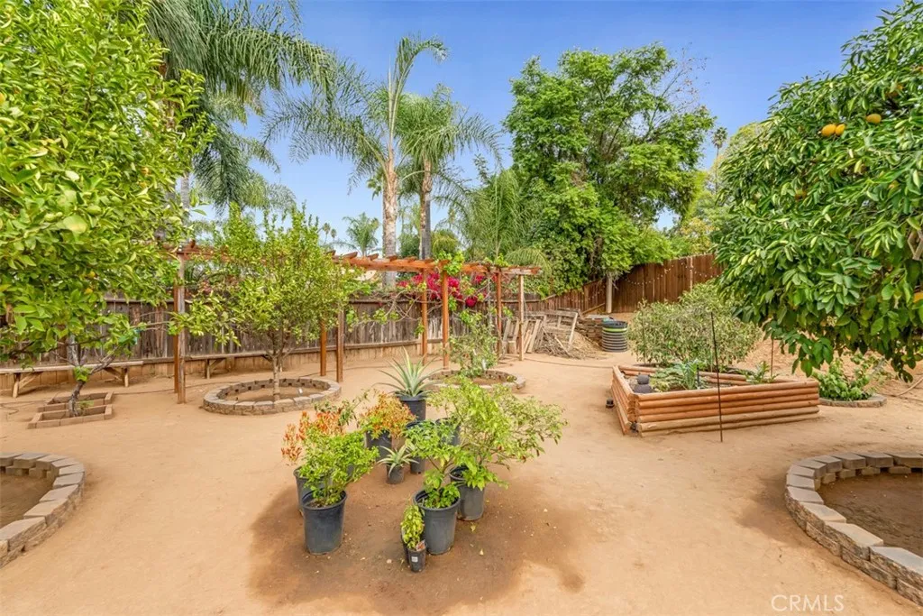 Additional image 117 of 5056 Windhill Dr, Riverside, CA 92507