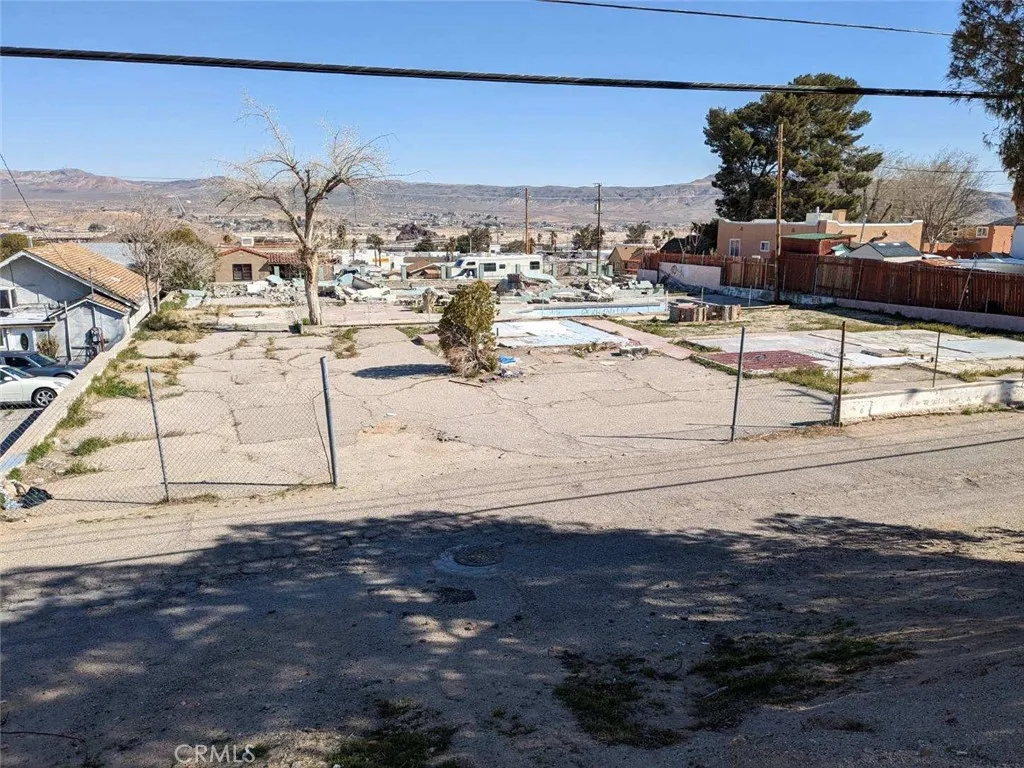 Additional image 7 of 226 E Fredricks St, Barstow, CA 92311