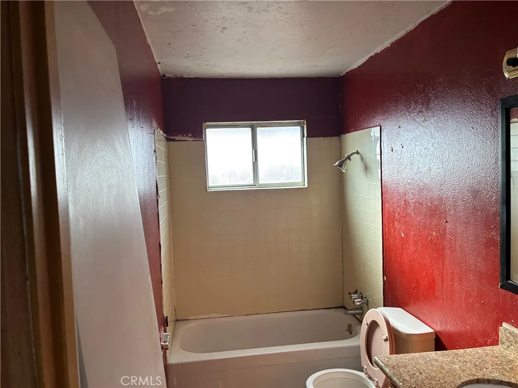 Additional image 30 of 2343 S Sacramento St, Stockton, CA 95206