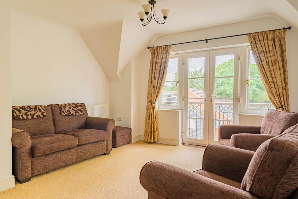 Additional image 2 of Oaklands Court, Welwyn, AL6