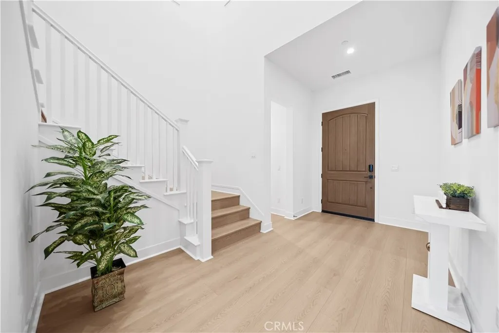 Additional image 22 of 118 Glydon, Irvine, CA 92618