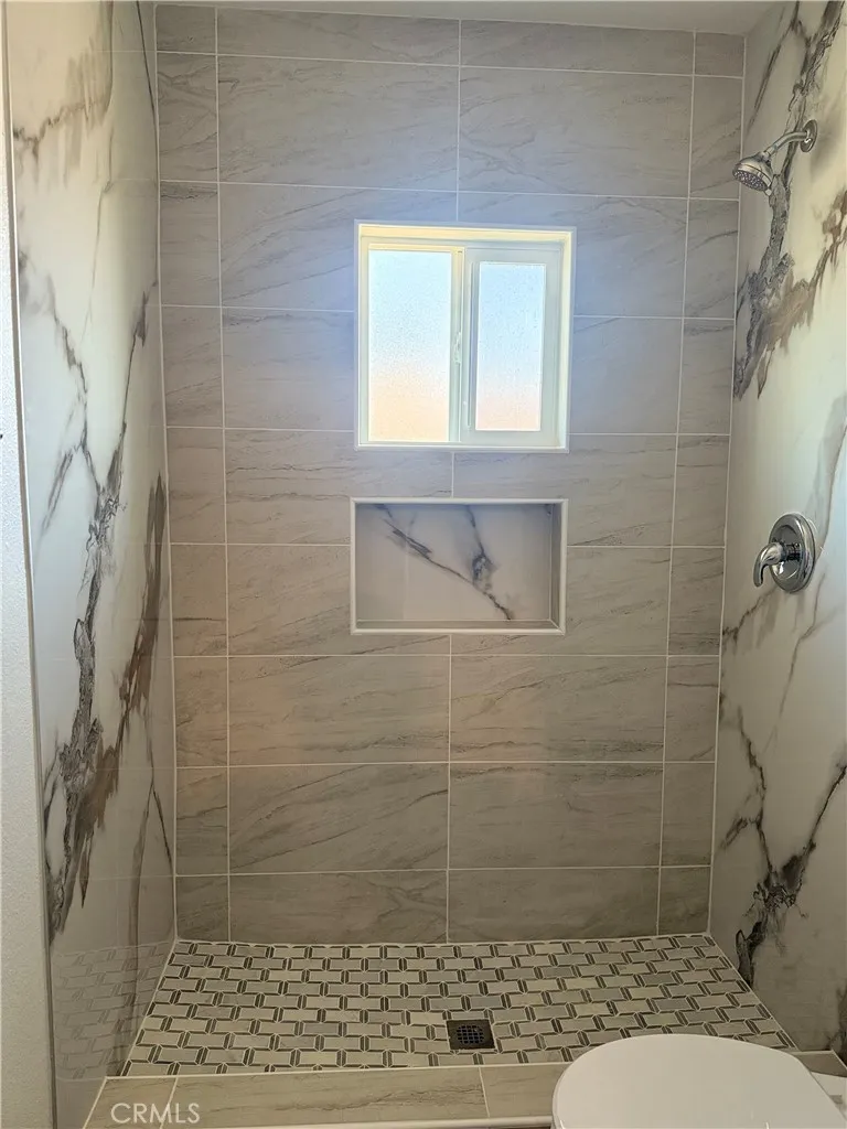 Additional image 39 of 880 S State St, Hemet, CA 92543