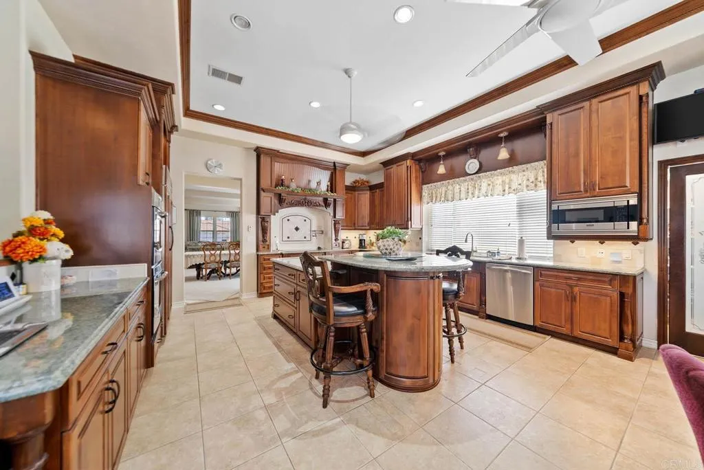 Additional image 80 of 1608 Hamilton Lane, Escondido, CA 92029