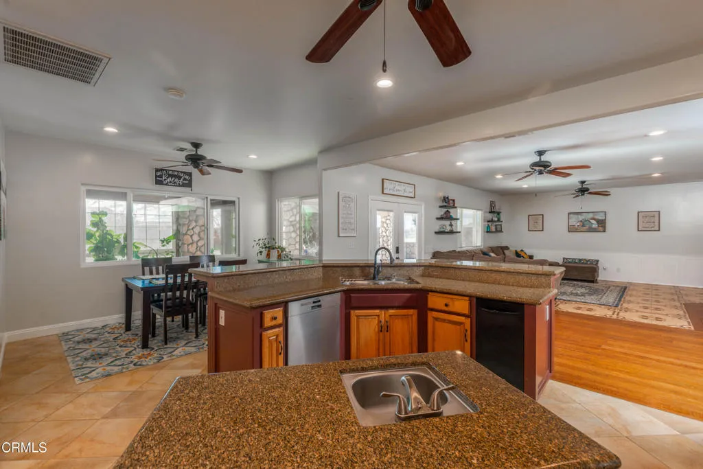 Additional image 86 of 102 Anna Lane, Bakersfield, CA 93308