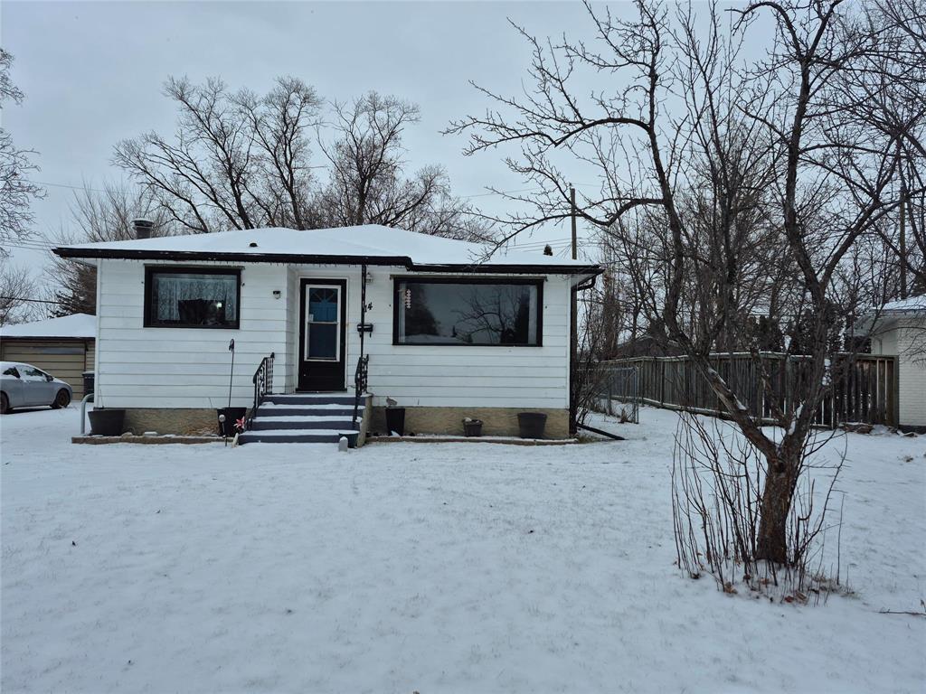 Property image for 14 Heather Road|Winnipeg, Manitoba R2J1K9