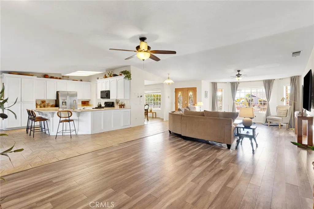 Additional image 81 of 20125 Eyota Rd, Apple Valley, CA 92308