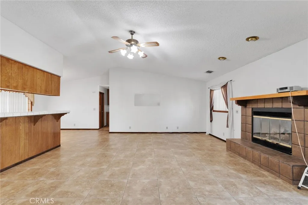 Additional image 41 of 18442 Hinton St, Hesperia, CA 92345