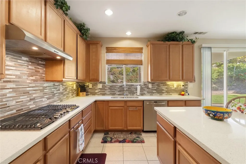 Additional image 5 of 28008 Eddie Ln, Saugus, CA 91350