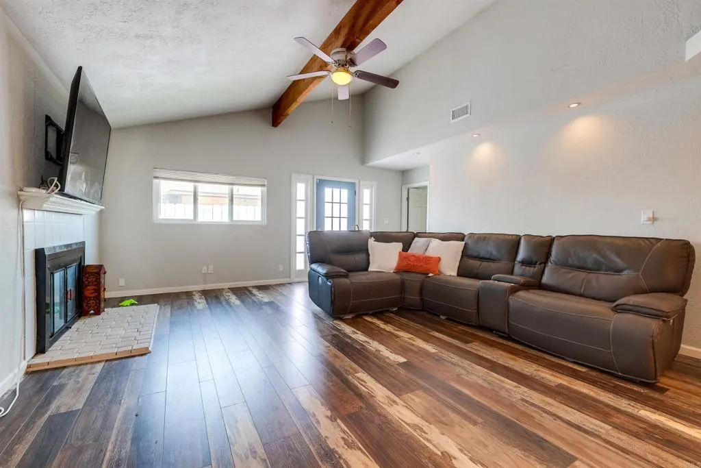 Additional image 17 of 1015 Harlan Circle, San Diego, CA 92114