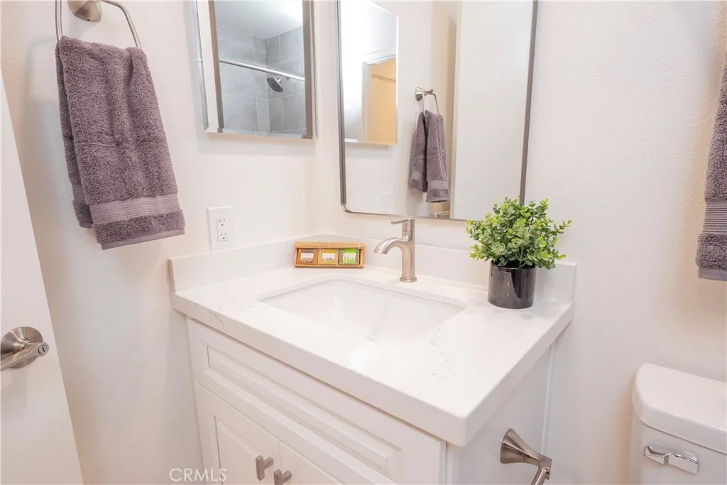 Additional image 32 of 1013 W Linden Street Unit 2, Riverside, CA 92507