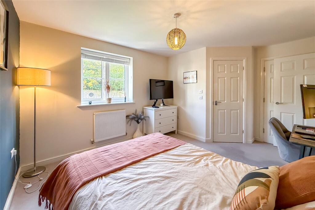 Additional image 25 of Neville Close, St. Albans, Hertfordshire, AL3