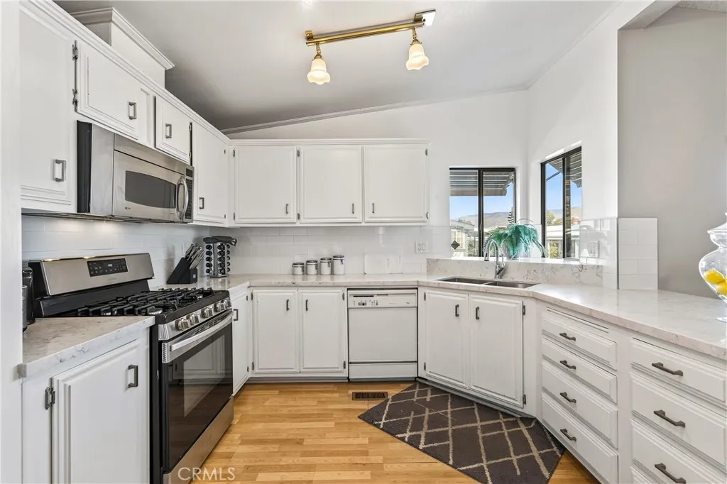 Additional image 8 of 1300 W Menlo #163 Ave, Hemet, CA 92543