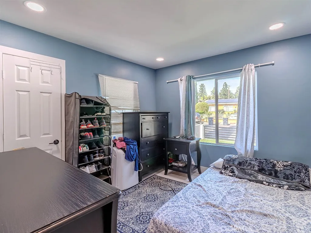 Additional image 13 of 1130 W Chestnut Ave, Santa Ana, CA 92703