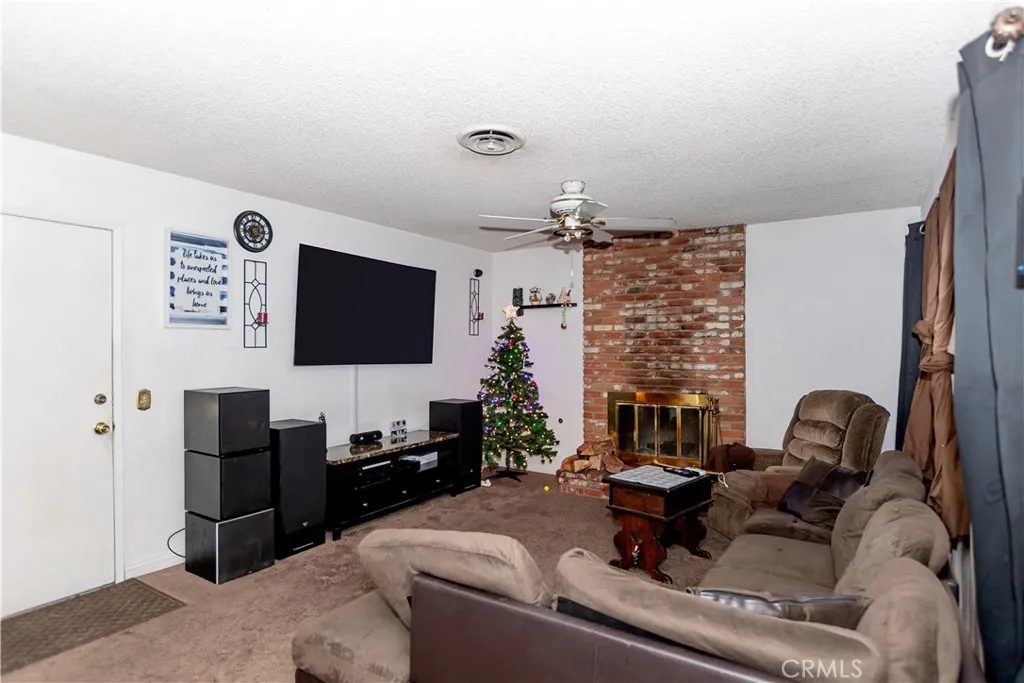 Additional image 3 of 44512 N Tabler Avenue, Lancaster, CA 93535