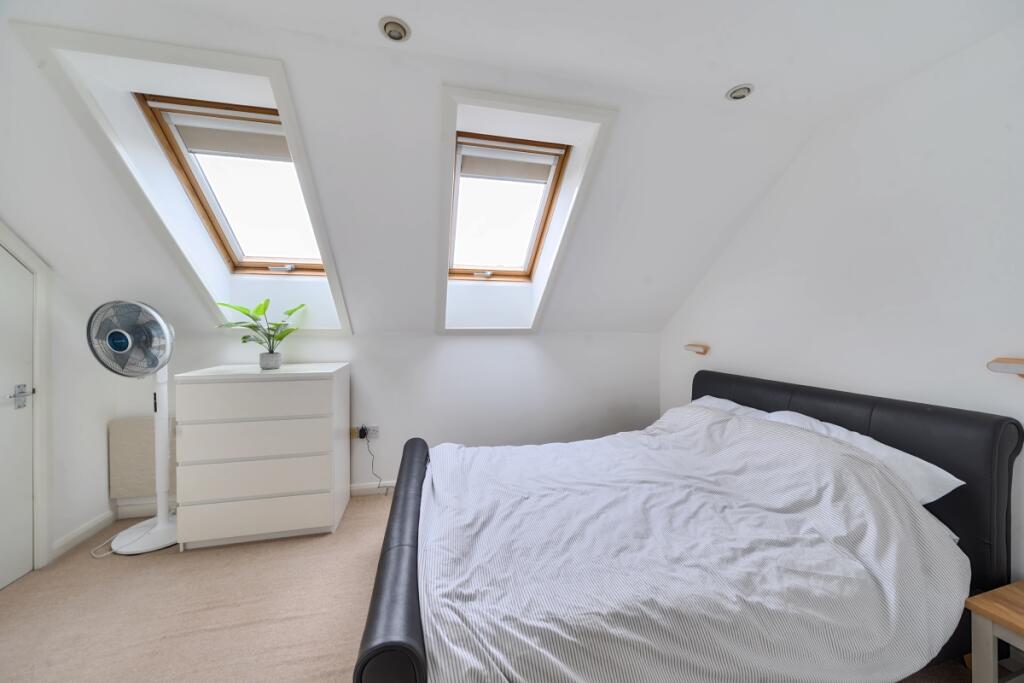 Additional image 8 of Roundwood Lane Harpenden AL5