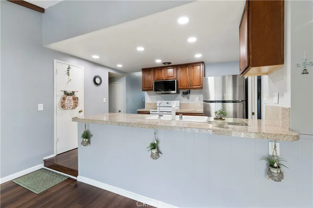 Additional image 35 of 19648 Lonerock St, Canyon Country, CA 91351