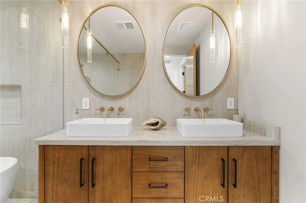 Additional image 66 of 742 Groton Dr, Burbank, CA 91504