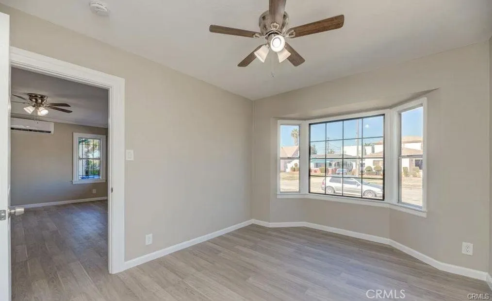 Additional image 27 of 542 W 105th Street, Los Angeles, CA 90044