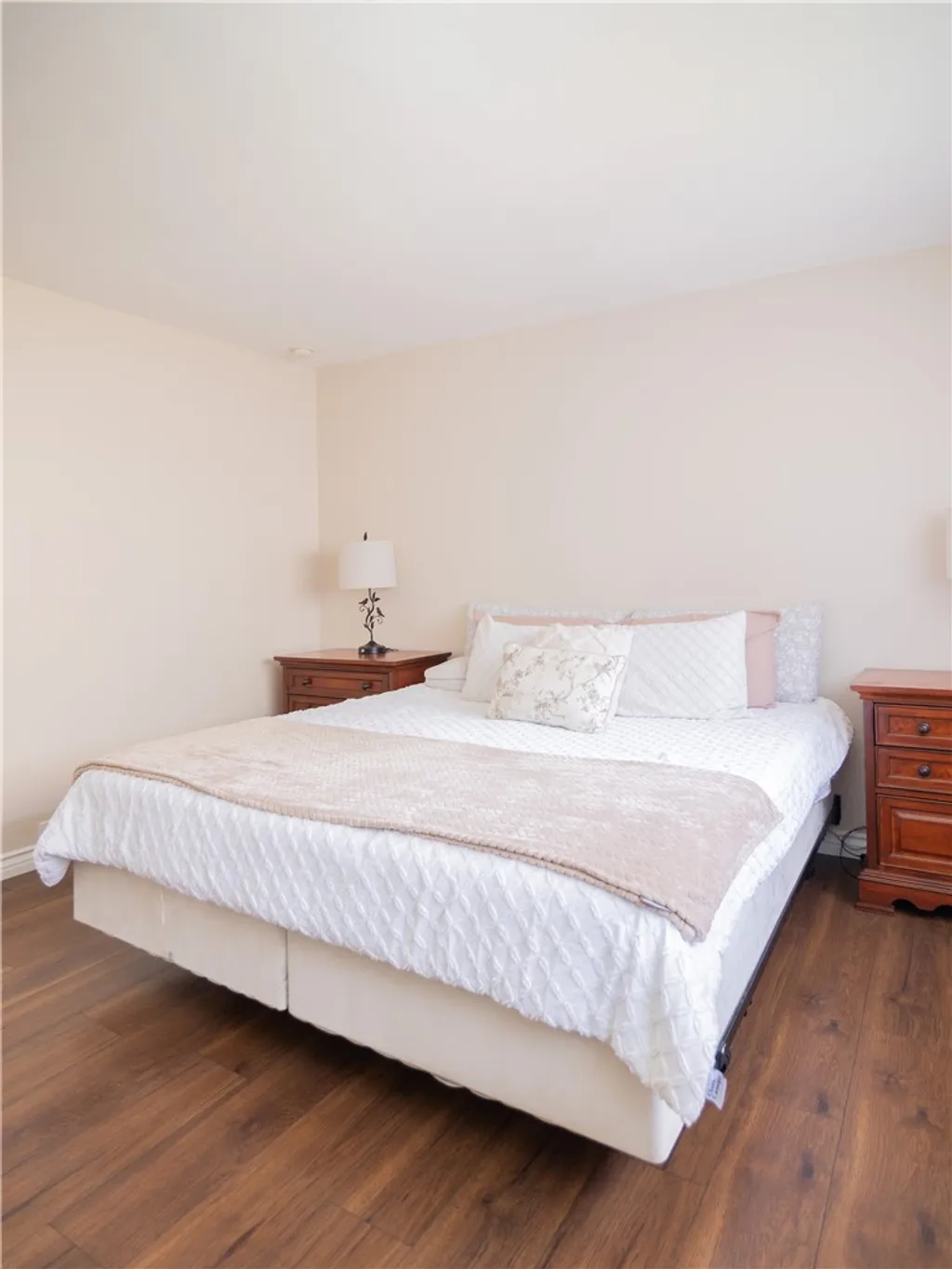 Additional image 24 of 14527 Plummer St Unit 202, Panorama City, CA 91402