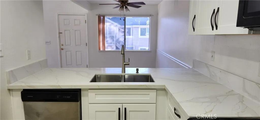 Additional image 10 of 713 Walnut Dr, Lake Elsinore, CA 92530