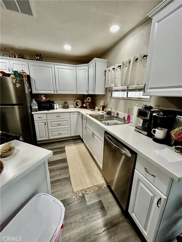 Additional image 31 of 881 N Lake st Unit 210, Hemet, CA 92544