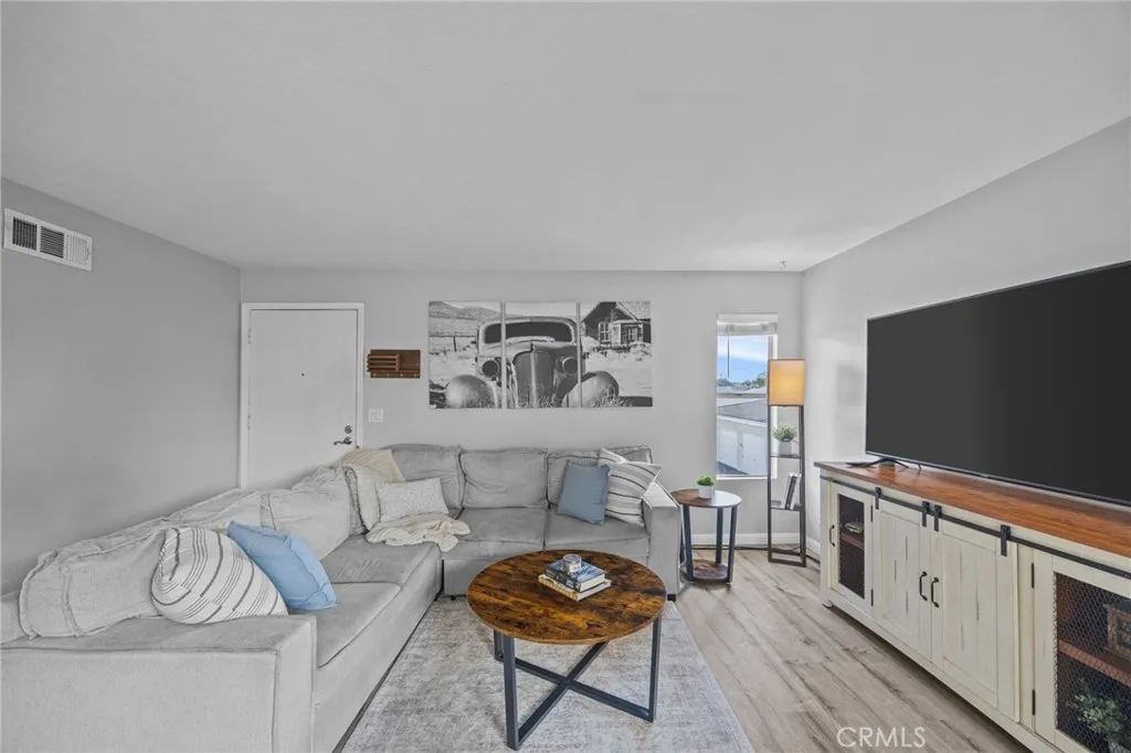 Additional image 5 of 8213 Woodland Dr Unit 40, Buena Park, CA 90620