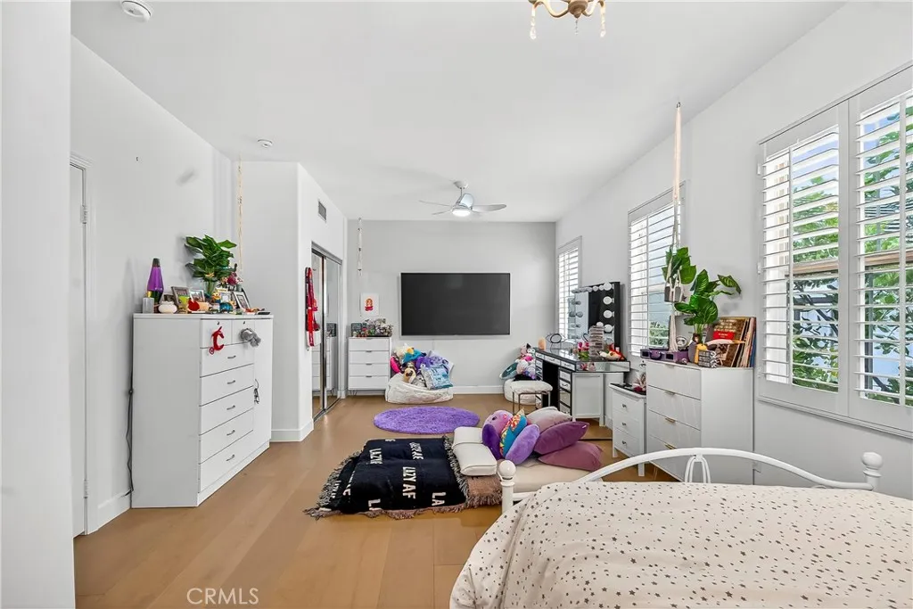 Additional image 59 of 912 Blackbourne Pt, Oak Park, CA 91377