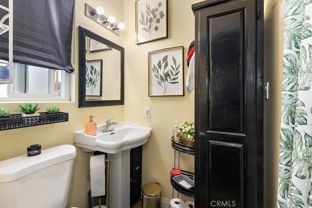 Additional image 90 of 11612 Cimarron Ave, Hawthorne, CA 90250