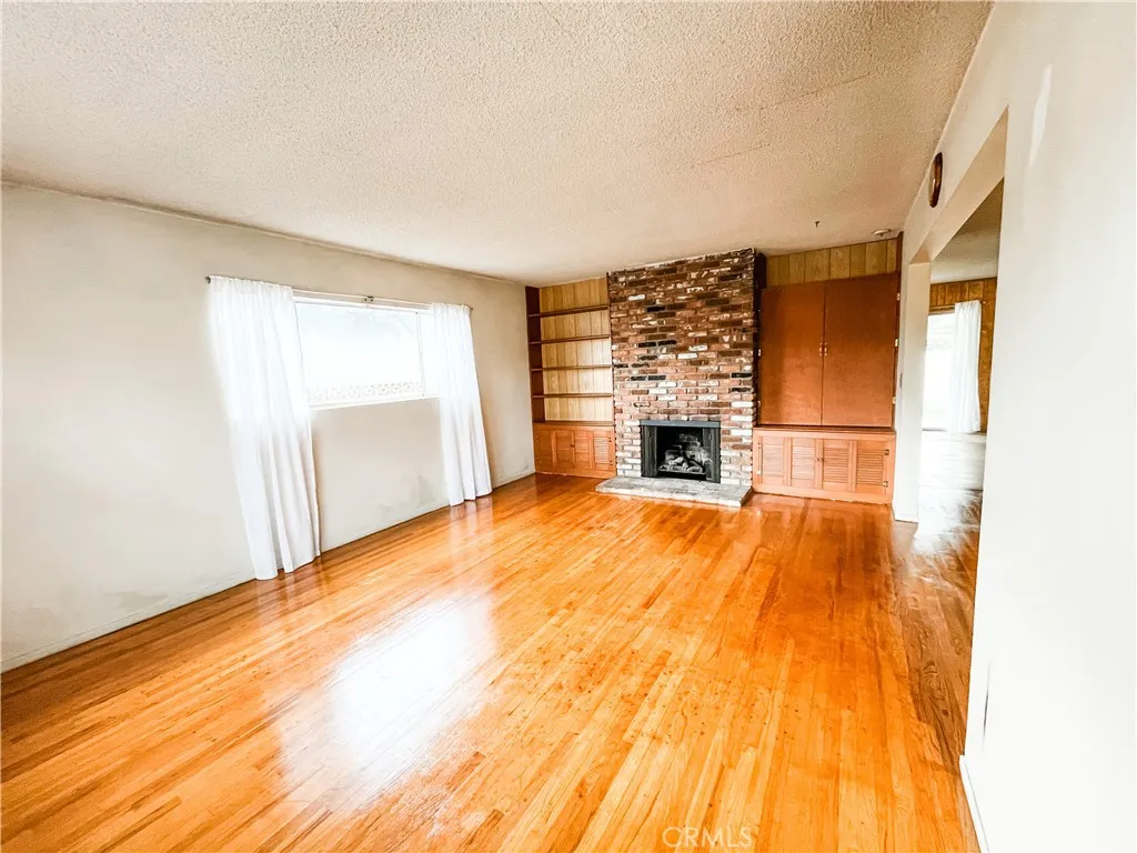 Additional image 44 of 534 E Hoover Ave, Orange, CA 92867