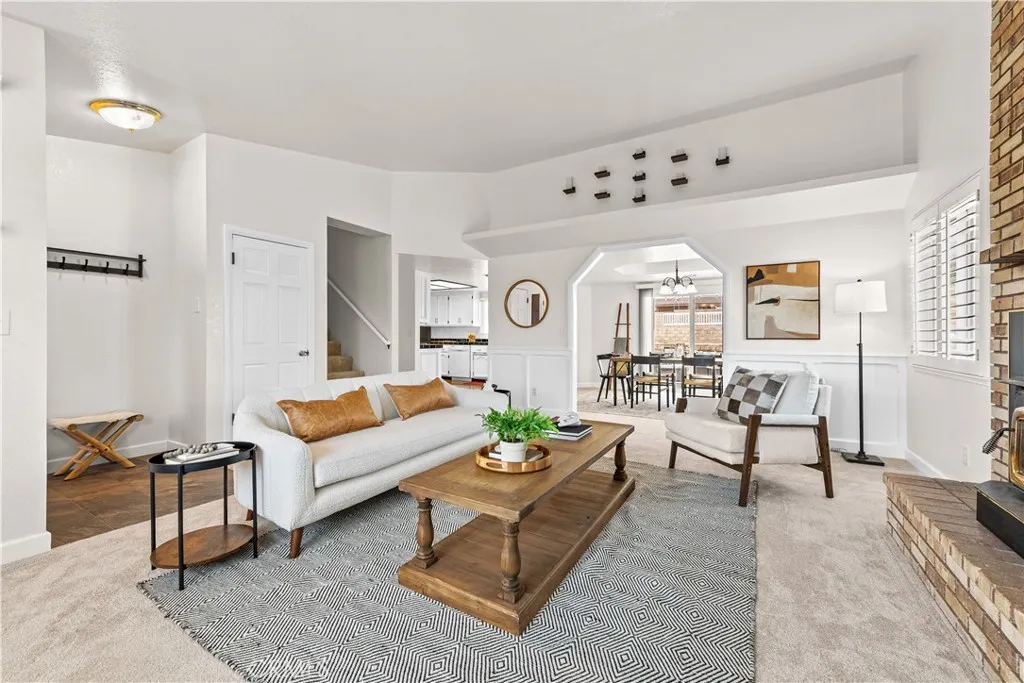 Additional image 11 of 42655 Cabin Dr, Lake Hughes, CA 93532